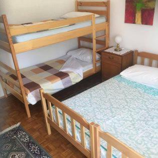 Hostel-Sezanalokev B&B Bagian luar foto
